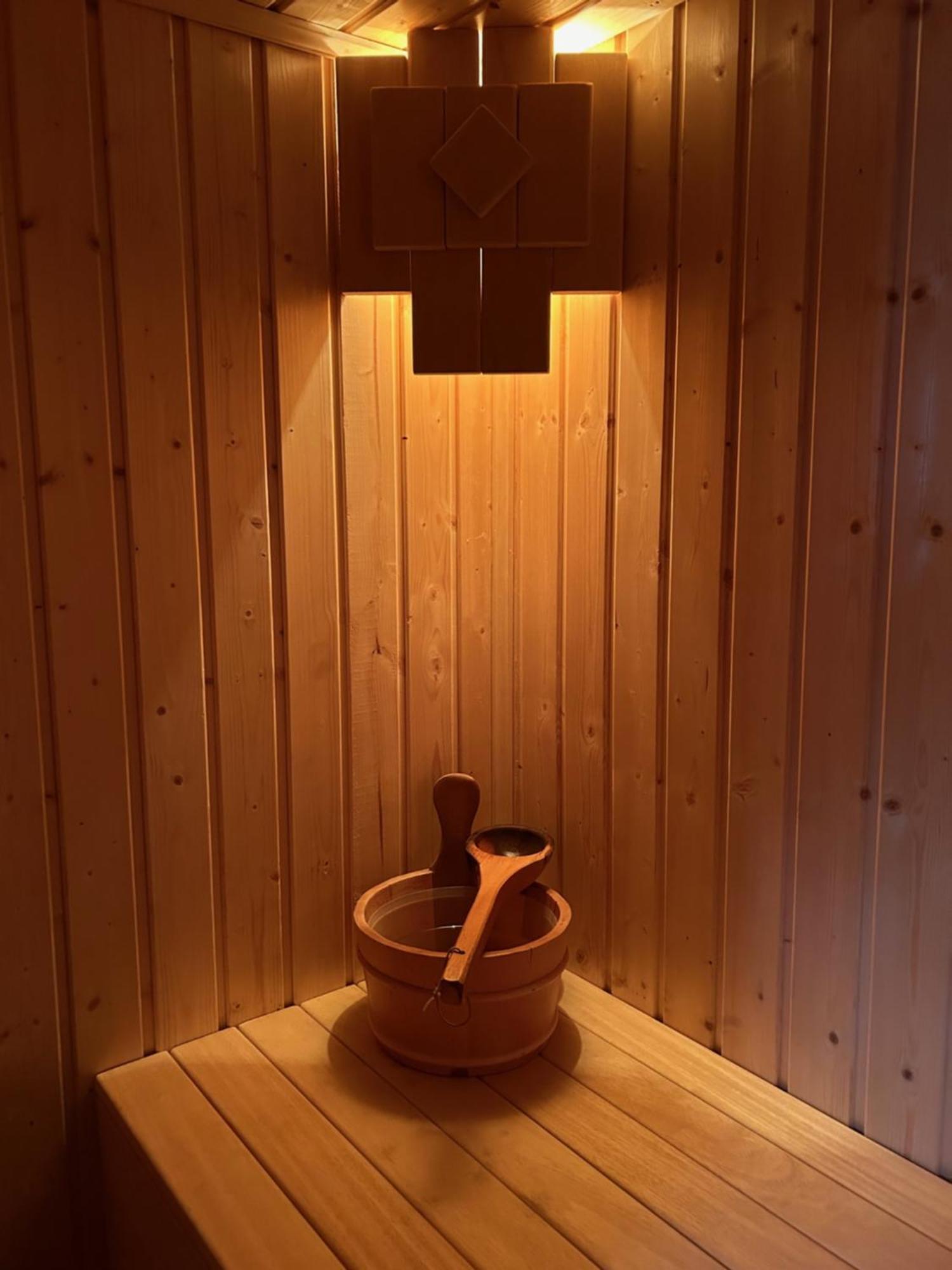 In De Bocht - Hottub Sauna Gemonde ภายนอก รูปภาพ